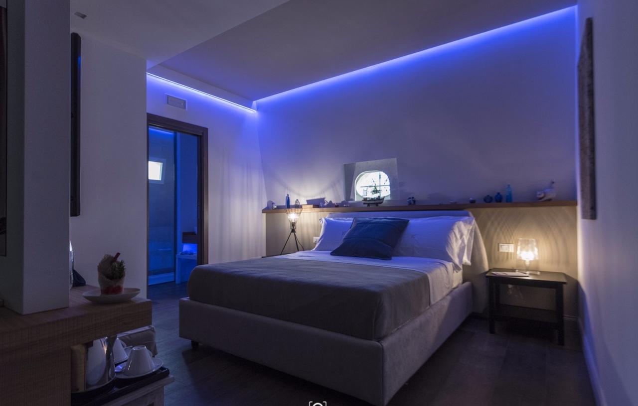 Kete Deluxe Rooms Марина ди Палма Екстериор снимка